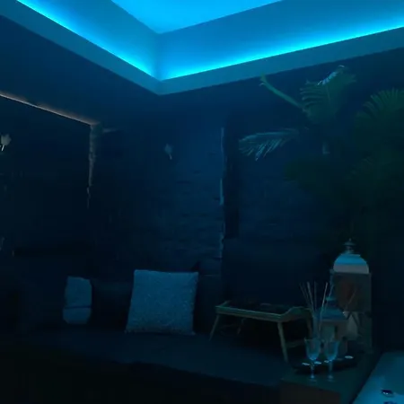 Reina Apartment